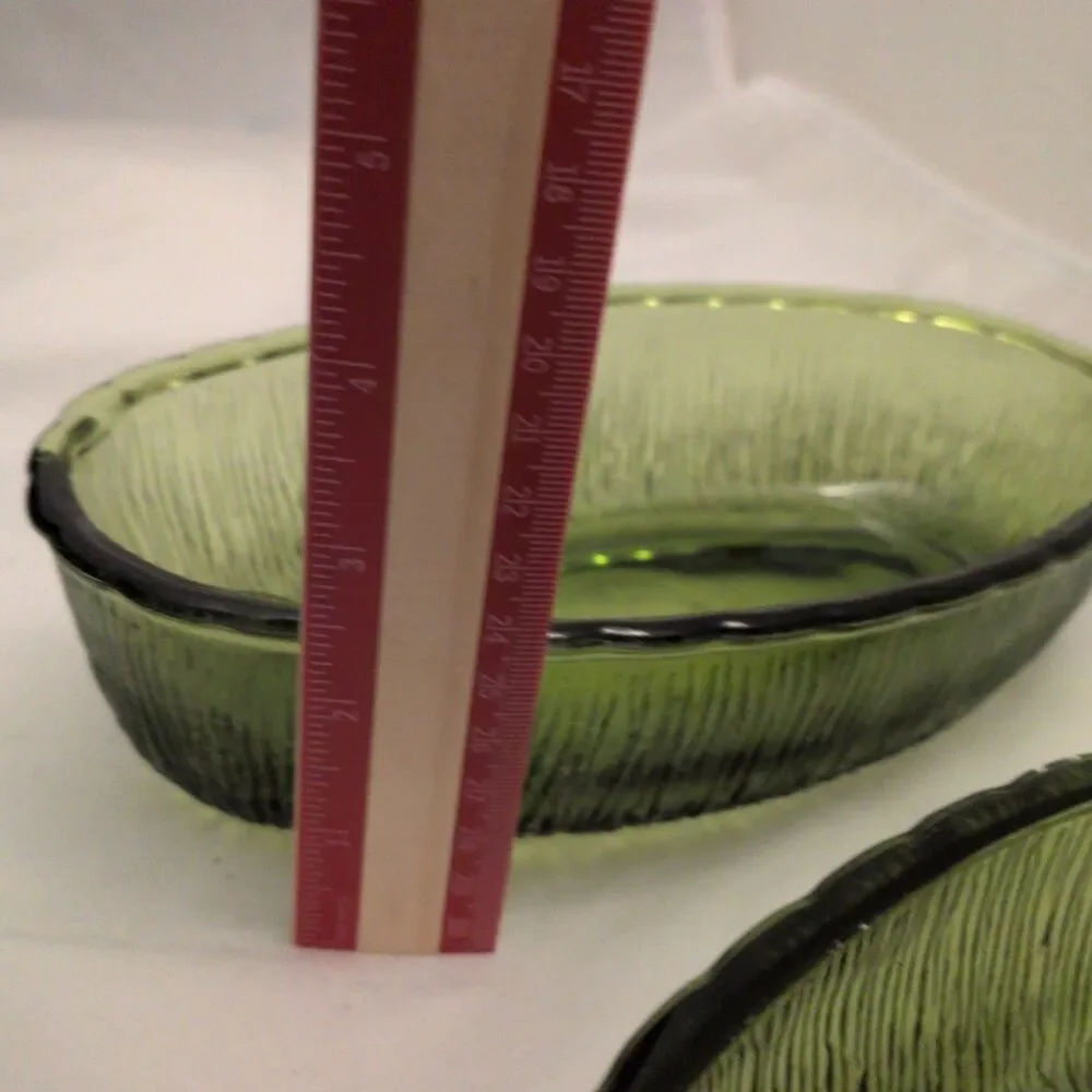 Vintage 1975 FTD Avocado Green Oval Glass Bowls - Set of 2 Bark Textured Mid...